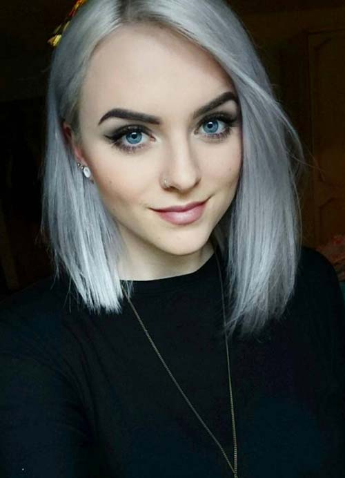 Short Hairstyles for Women with Thin/ Fine Hair: Gray Bob