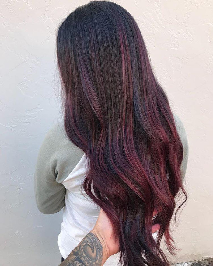 Mulled Wine Hair Color Will Get You Drunk in Love burgundy highlights on long hair
